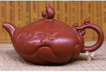 宜兴紫砂壶作品：鱼化龙 -周伟光